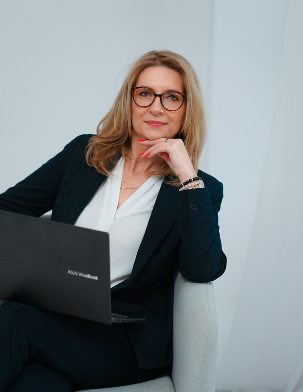 Katarzyna Szkałuba Income Studio